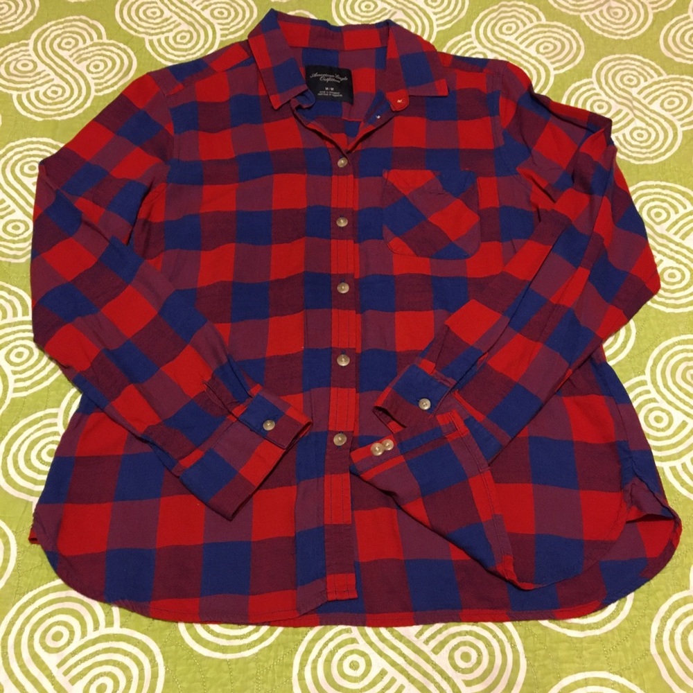 American Eagle plaid shirt. Size medium.